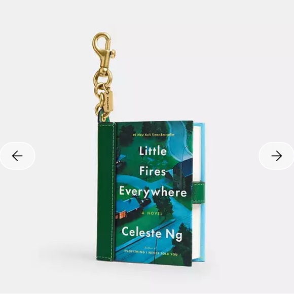 NWT💚Coach Little Fires Everywhere By Celeste Ng Book Bag Charm Novel CFK51 - Picture 3 of 4